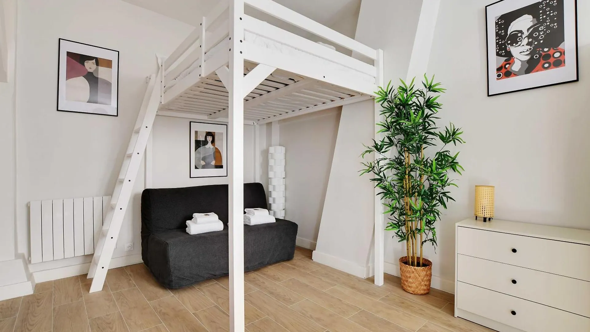 Studio With Garden - 4P - Canal St Martin Apartment Paris