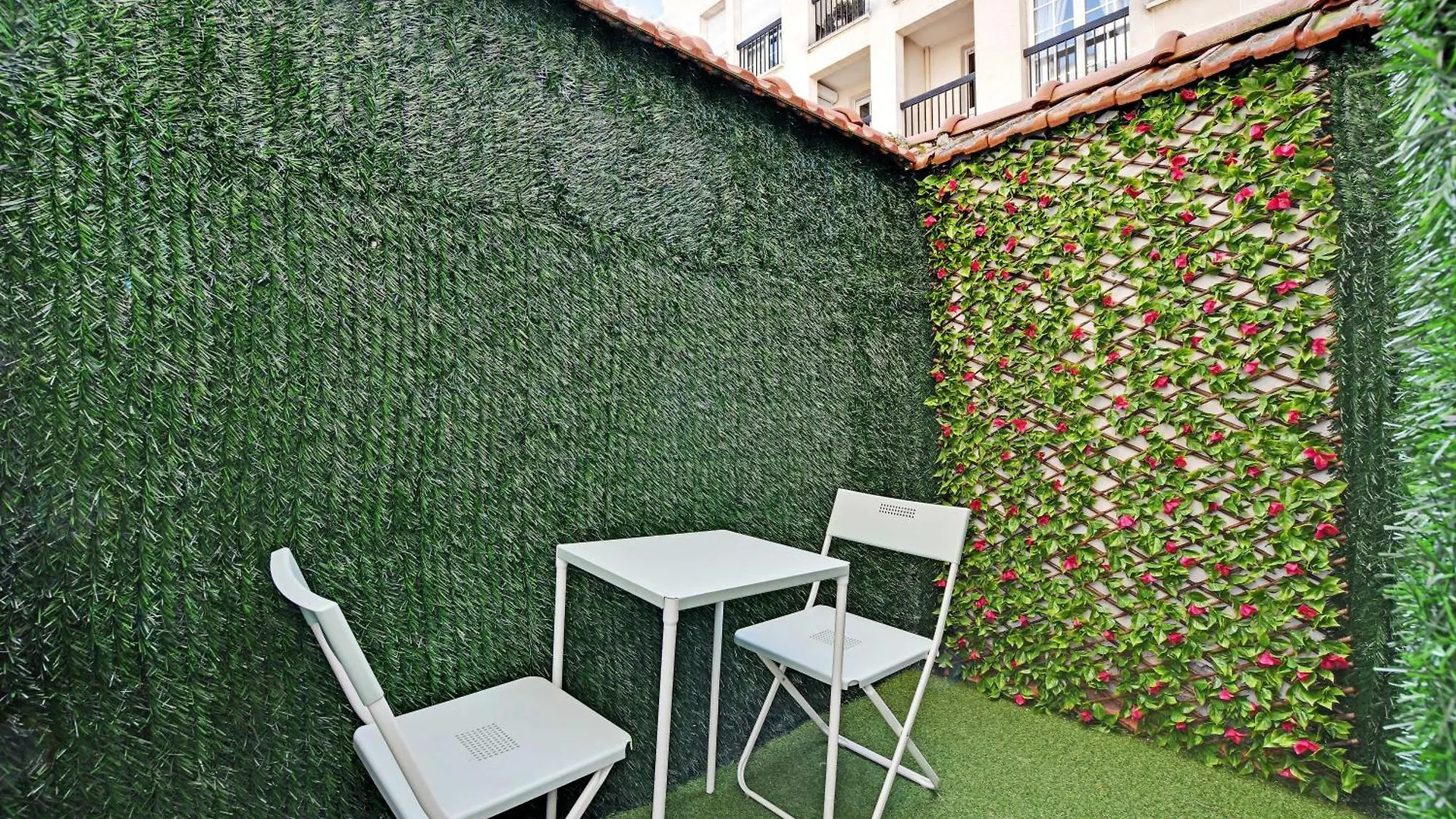 Studio With Garden - 4P - Canal St Martin Apartment Paris